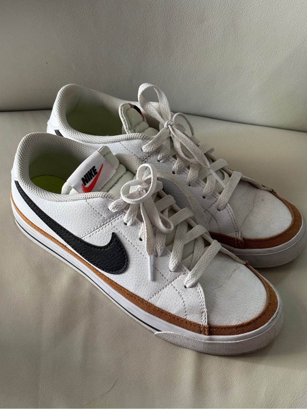 Nike Low-Top Sneakers